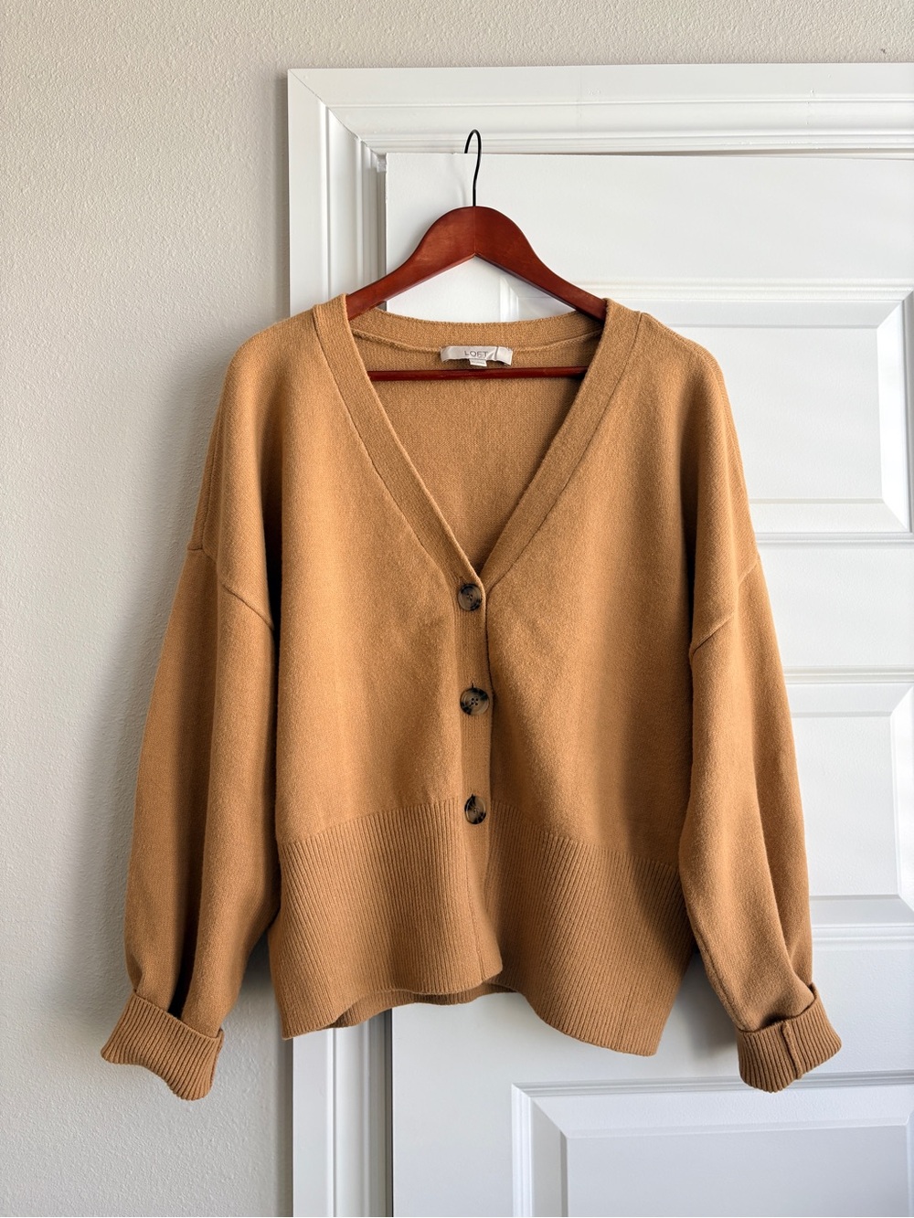 LOFT Camel Tan Brown V-Neck Button Cardigan Sweater NWOT XL